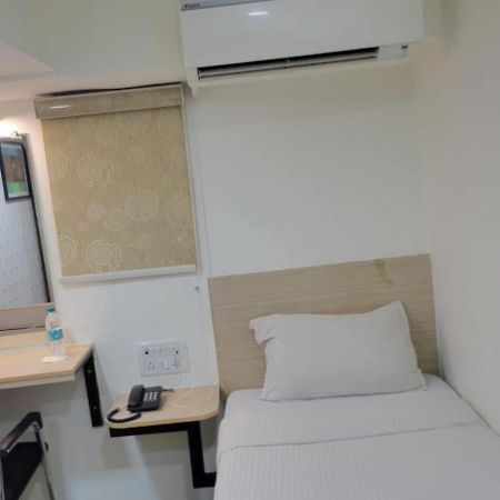 Grace Residency Chennai Airport Hotel Exterior photo