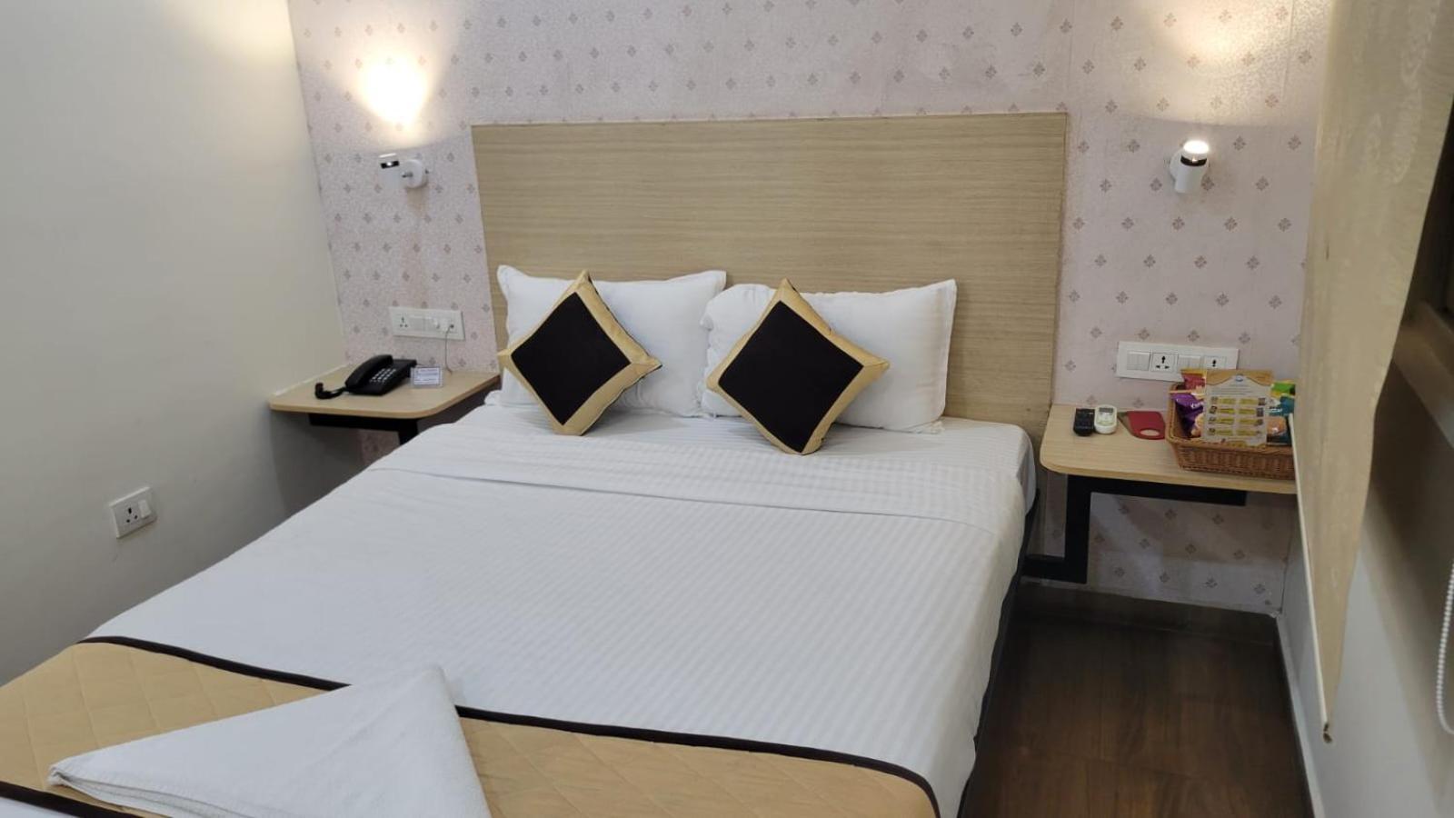 Grace Residency Chennai Airport Hotel Exterior photo